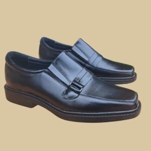 Zapato de vestir sin cordón