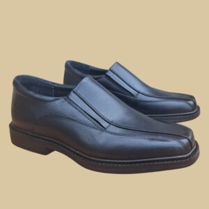 Zapato de vestir sin cordón